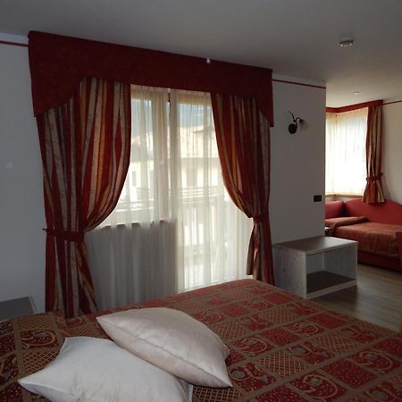 Hotel Canada بينْسولُ المظهر الخارجي الصورة