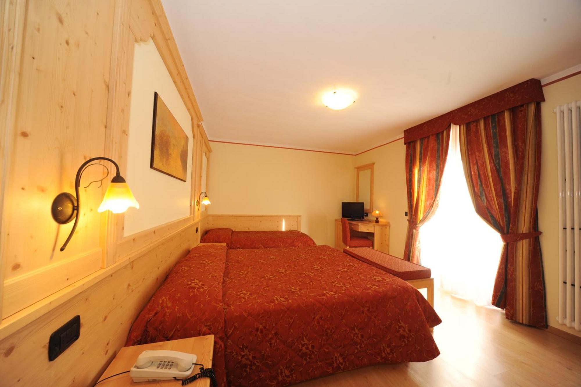 Hotel Canada بينْسولُ المظهر الخارجي الصورة